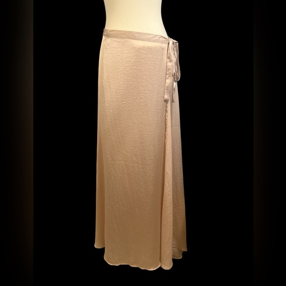 Taylor & Sage Elegant Blush Pink Maxi Skirt - Picture 1 of 5
